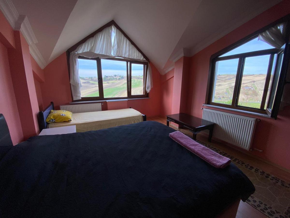 Havalimanina Yakin Orman Icinde Ferah Villa1 Arnavutkoy Exterior foto